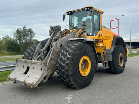 Wheel Loaders 2021 Volvo L220H (2)