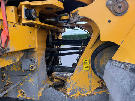 Wheel Loaders 2021 Volvo L220H (27)