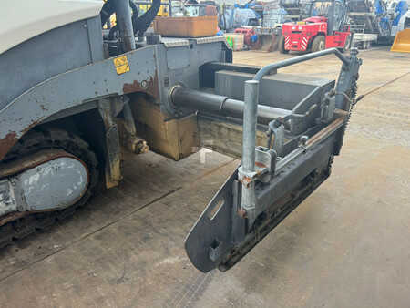 Pavimentadoras de oruga 2015 VÖGELE Super 1800-3i (36)