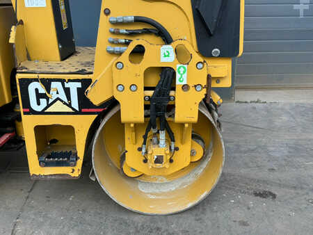 Caterpillar CB114