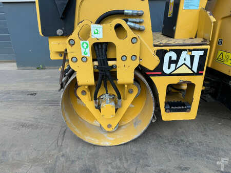 Caterpillar CB114