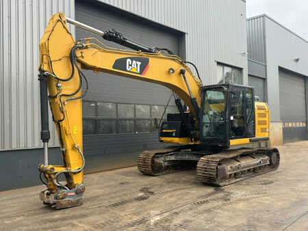 Beltegraver 2013 Caterpillar 320E LRR (2)