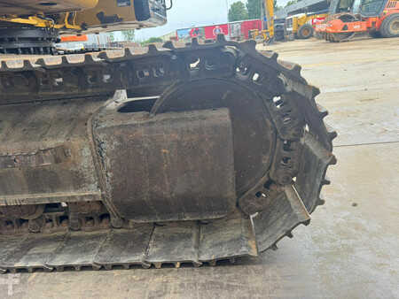 Beltegraver 2013 Caterpillar 320E LRR (20)