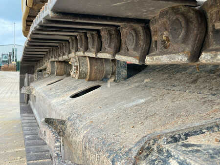 Escavadora de rastos 2016 Caterpillar 325F LCR (16)