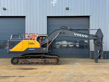 Telakaivinkoneet  2022 Volvo EC250ENL (6)