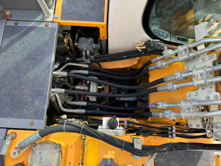 Bæltegraver 2014 Liebherr R920LC (28)