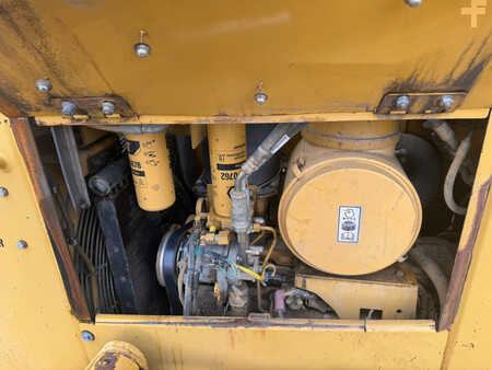 Bulldosere 2007 Caterpillar D6N XL (26)