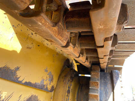 Bulldosere 2010 Caterpillar D6T XL (16)