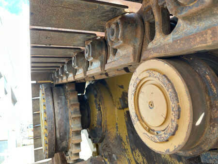 Bulldosere 2010 Caterpillar D6T XL (18)