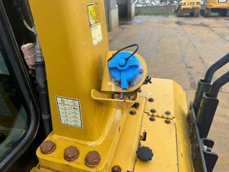 Bulldosere 2016 Caterpillar D6T LGP (29)