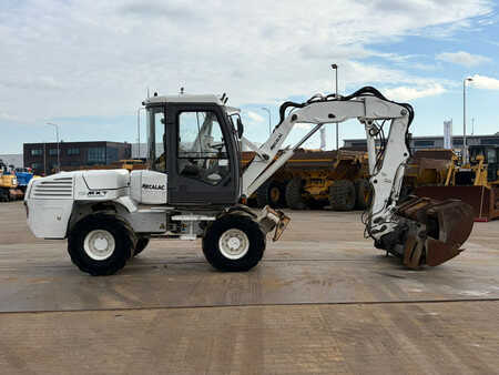 Pelle sur pneus 2013 Mecalac 12MTX incl. 5 x bucket (10)