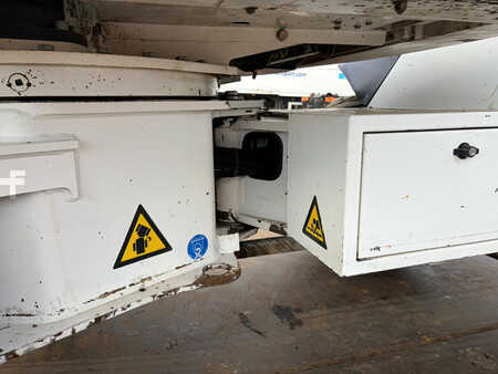 Pelle sur pneus 2013 Mecalac 12MTX incl. 5 x bucket (29)