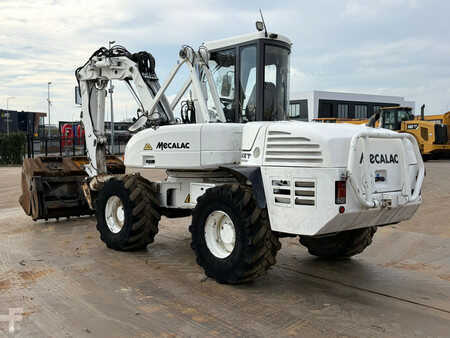 Pelle sur pneus 2013 Mecalac 12MTX incl. 5 x bucket (5)