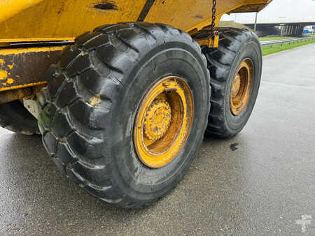 Kink Dumprar 2012 Bell B30D (10)