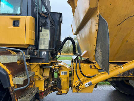 Kink Dumprar 2012 Bell B30D (16)