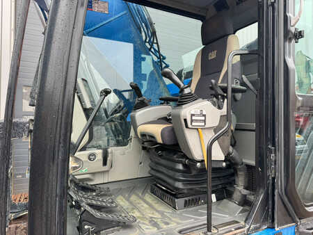 Beltegraver 2015 Caterpillar 320E LRR (19)