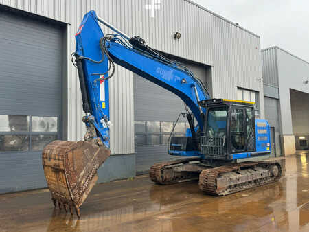 Beltegraver 2015 Caterpillar 320E LRR (2)