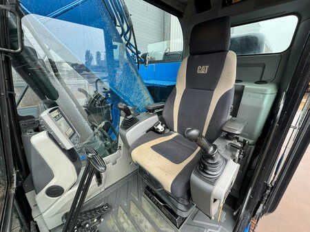 Beltegraver 2015 Caterpillar 320E LRR (20)