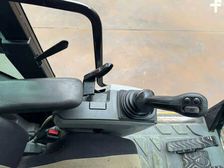 Beltegraver 2015 Caterpillar 320E LRR (25)