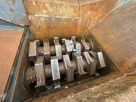 Ostatní 2020 Komplet Krokodile - RECYCLING SHREDDER (14)