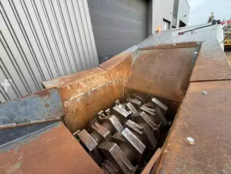 Ostatní 2020 Komplet Krokodile - RECYCLING SHREDDER (16)