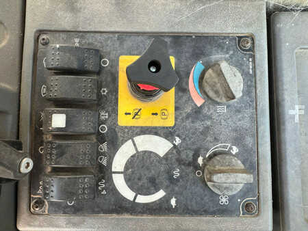 Single drum compactors 2011 Caterpillar CP76 Padfoot roller (15)