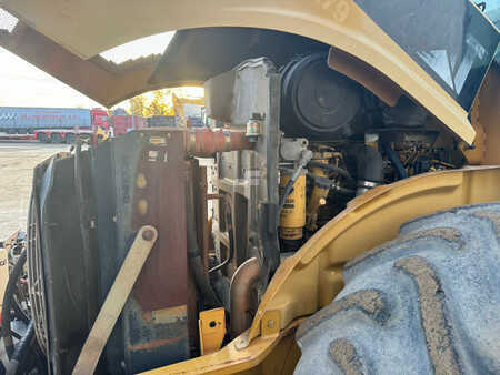 Single drum compactors 2011 Caterpillar CP76 Padfoot roller (24)