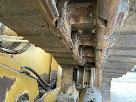 Escavadoras 2005 Caterpillar D6N LGP (14)