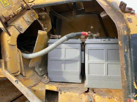 Escavadoras 2005 Caterpillar D6N LGP (28)