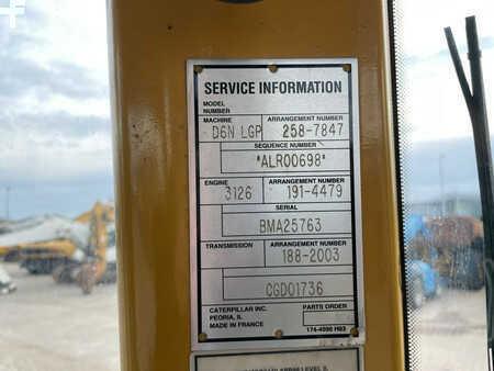 Escavadoras 2005 Caterpillar D6N LGP (31)