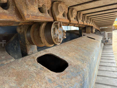 Kedjegraver 2019 Caterpillar 326F L (13)