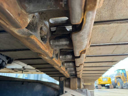 Kedjegraver 2019 Caterpillar 326F L (14)