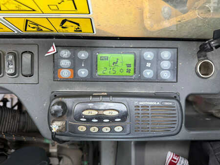 Kedjegraver 2019 Caterpillar 326F L (24)