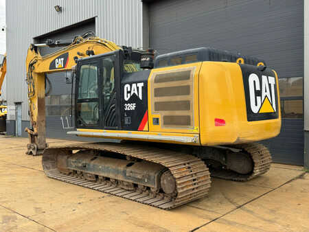 Kedjegraver 2019 Caterpillar 326F L (3)