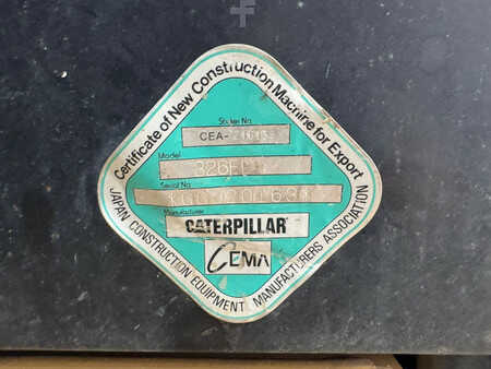 Kedjegraver 2019 Caterpillar 326F L (38)