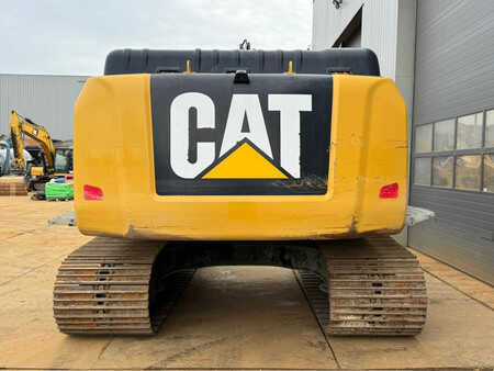 Kedjegraver 2019 Caterpillar 326F L (4)