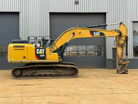 Kedjegraver 2019 Caterpillar 326F L (6)