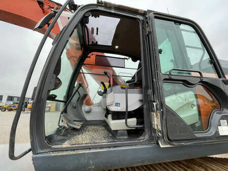 Escavatori cingolati 2018 Hitachi ZX300LC-6 (19)