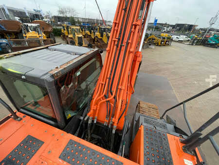 Escavatori cingolati 2018 Hitachi ZX300LC-6 (27)