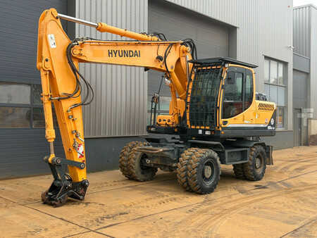 Mobilbagger 2014 Hyundai Robex 180W-9A (2)