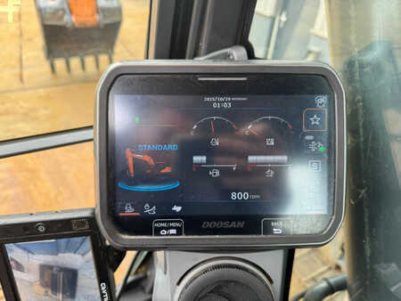 Escavadora de rastos 2022 Doosan DX225LC-7 (25)