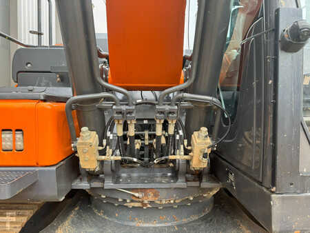 Escavadora de rastos 2022 Doosan DX225LC-7 (28)