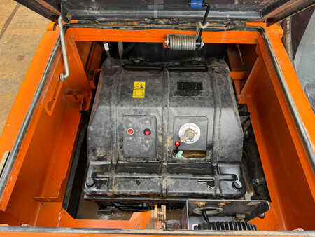 Rupsgraafmachines 2022 Doosan DX225LC-7 (33)