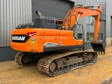 Rupsgraafmachines 2022 Doosan DX225LC-7 (5)