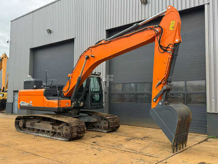 Rupsgraafmachines 2022 Doosan DX225LC-7 (7)