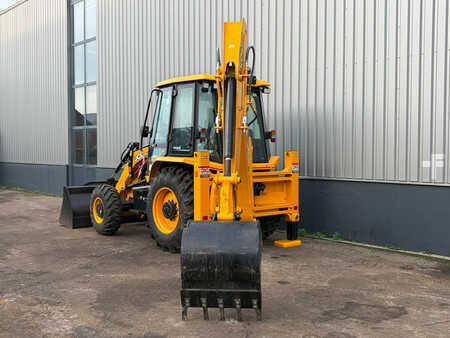 Rigid Backhoe Loader 2025 JCB 3DX (3CX) Plus 4x4 AC Cabin Hammerlines (12)