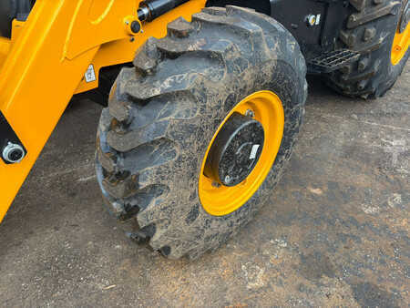 Rigid Backhoe Loader 2025 JCB 3DX (3CX) Plus 4x4 AC Cabin Hammerlines (15)