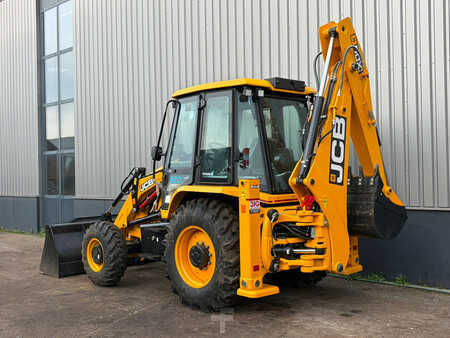 Rigid Backhoe Loader 2025 JCB 3DX (3CX) Plus 4x4 AC Cabin Hammerlines (3)