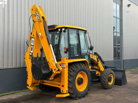 Rigid Backhoe Loader 2025 JCB 3DX (3CX) Plus 4x4 AC Cabin Hammerlines (5)
