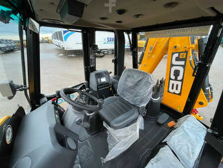 Rigid Backhoe Loader 2025 JCB 3DX 4x4 Telescopic boom, 6-1 bucket, AC Cabin Hammerlines (21)